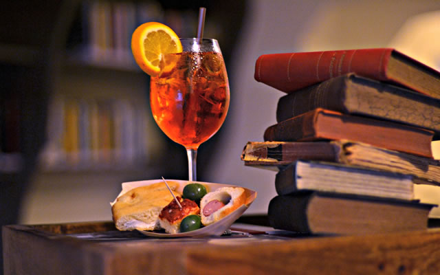 Aperitivo con Alessandro Tonina: due chiacchiere informali per capire come proteggere i propri soldi