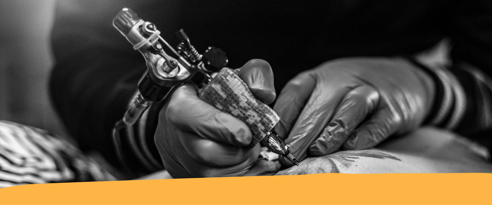 Operatori di tatuaggio e piercing: da ottobre a dicembre un corso per l’idoneità sanitaria